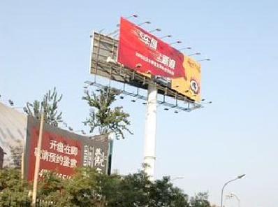 石门户外广告怎么做才能让人一眼记住？